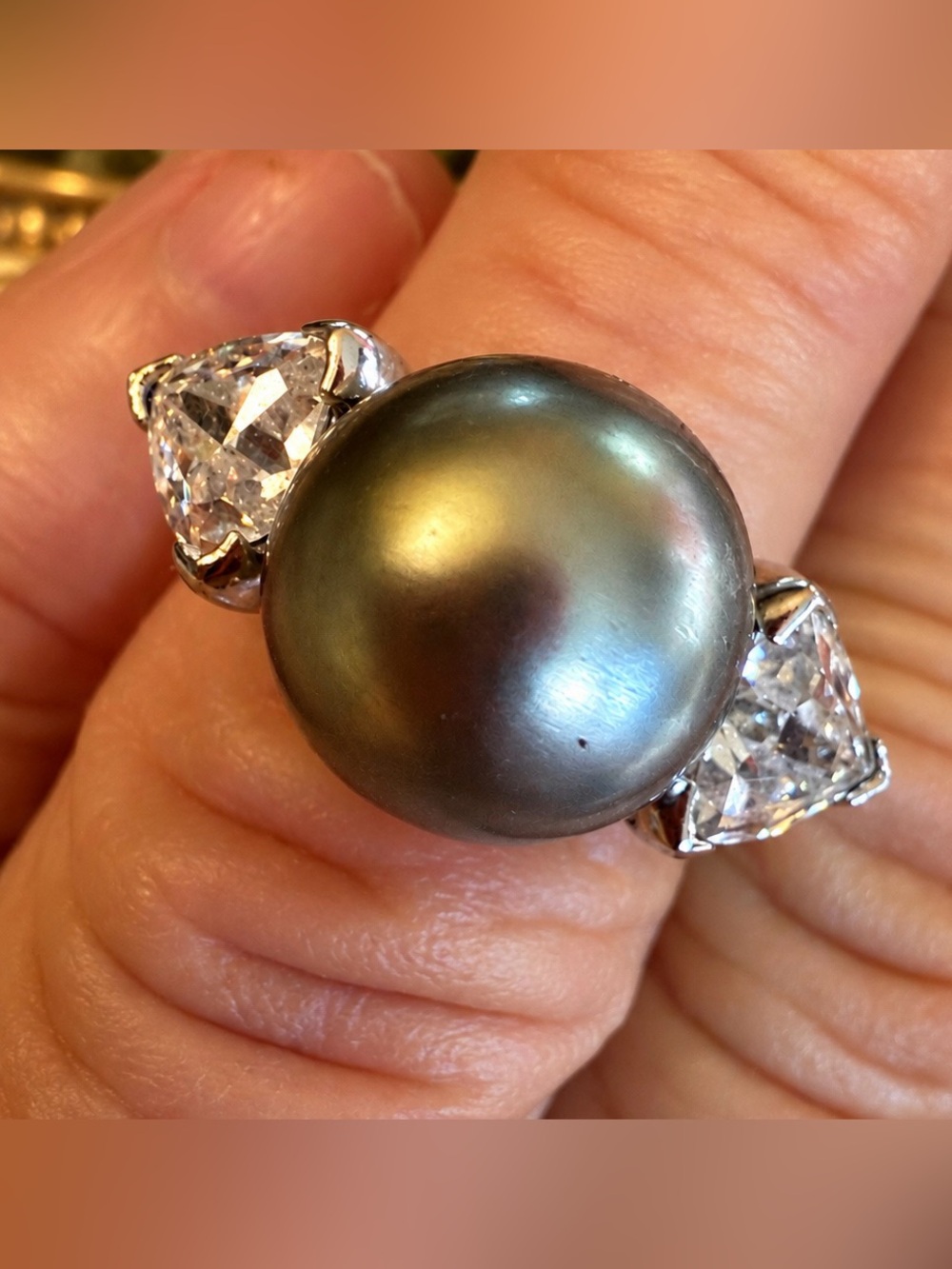 Vintage signed trillion cut crystal 925 Sterling Silver Ring 8 Suzanne Somers